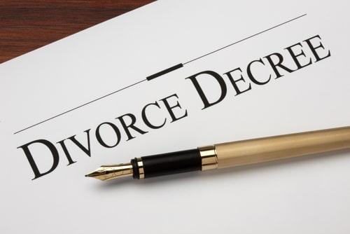 divorce lawyer 